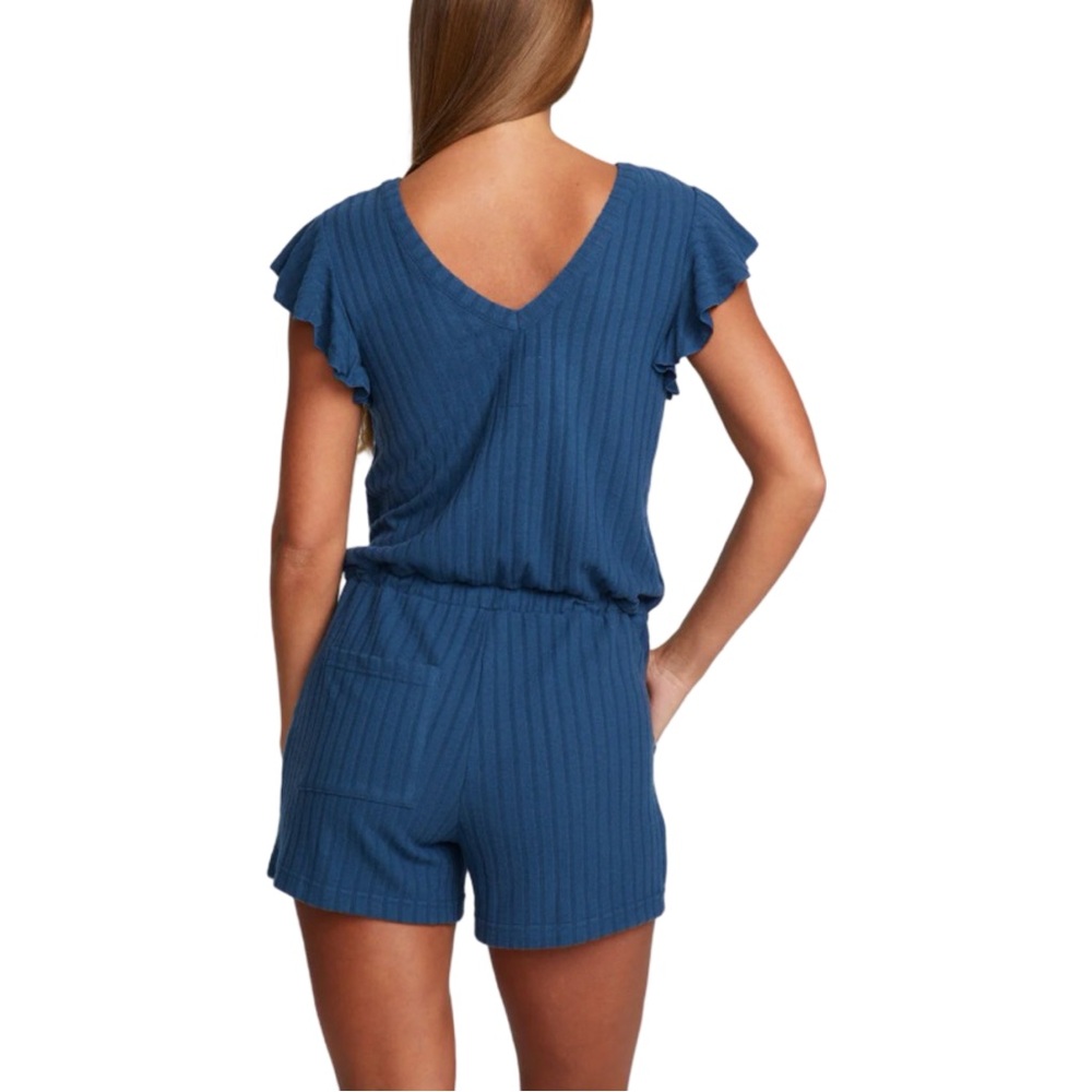 NWOT Chaser Poor Boy Rib Double V Flutter Sleeve Shorts Romper